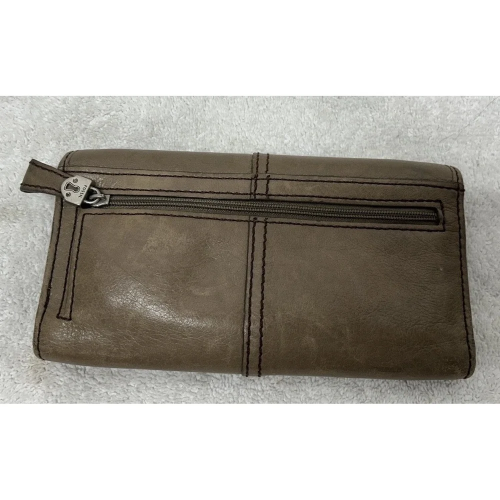 Fossil Womens Maddox Brown Leather Trifold Clutch Wallet